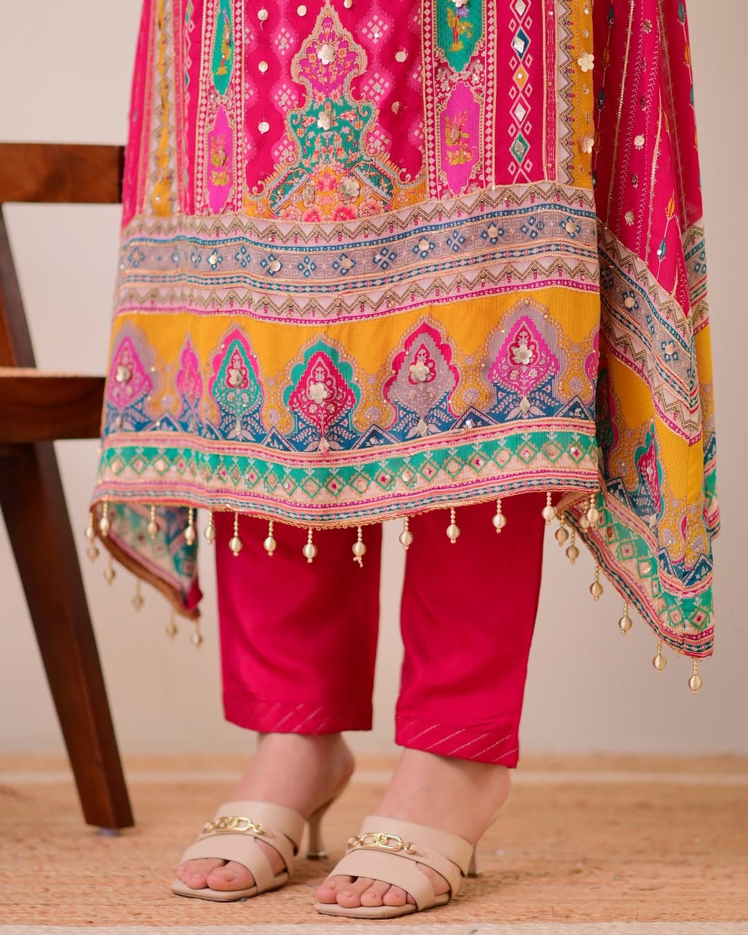 Pink chinon silk kurta palazzo and dupatta set with printed and kodi work