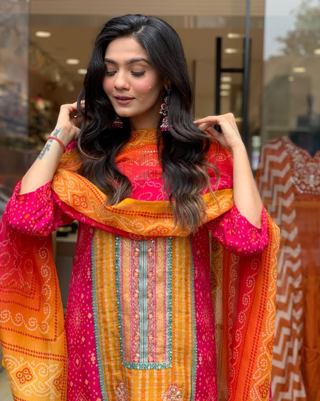 Pink and orange muslin silk kurta and pent set with bandhani printed dupatta