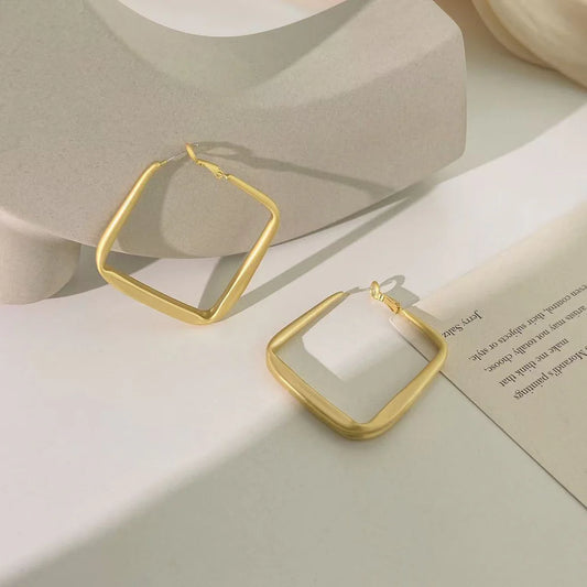 Matt gold square earrings